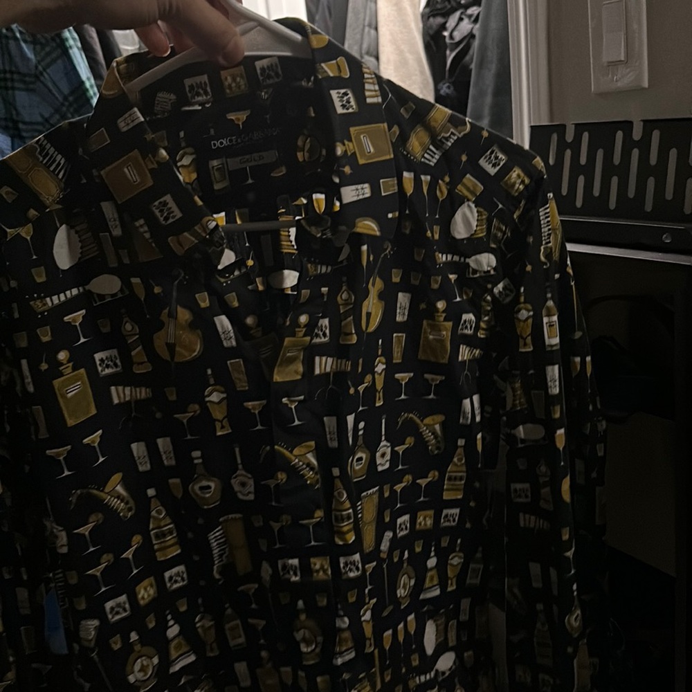 Like new D&G shirt awesome shirt used once